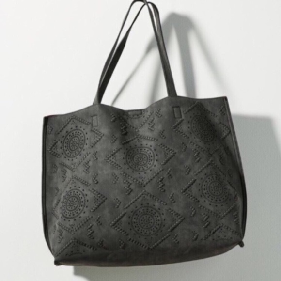 Anthropologie Alice Springs Tote Bag in Black - Picture 4 of 6